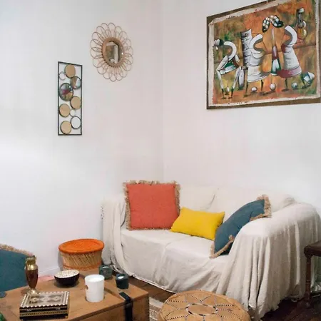 Charming Flat In The Heart Of