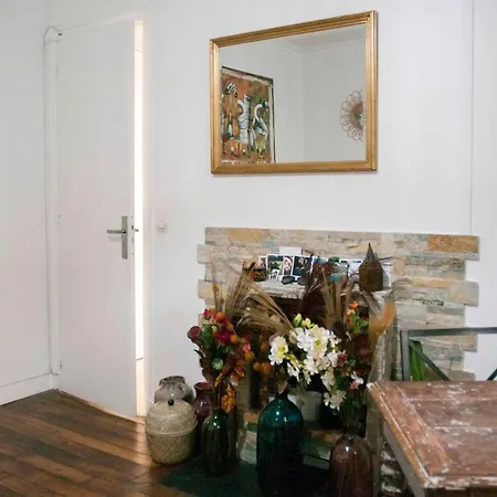 Charming Flat In The Heart Of París