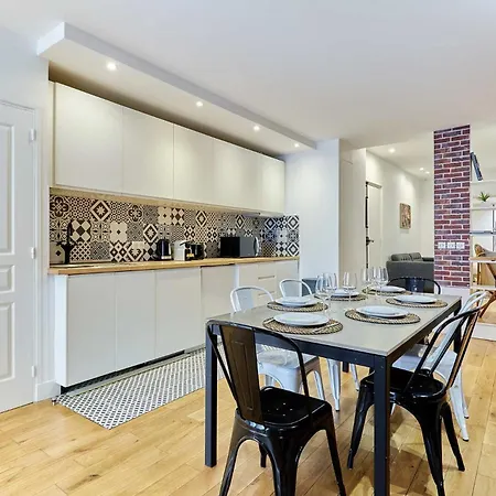 Apartment Charming Flat In The Heart Of *
