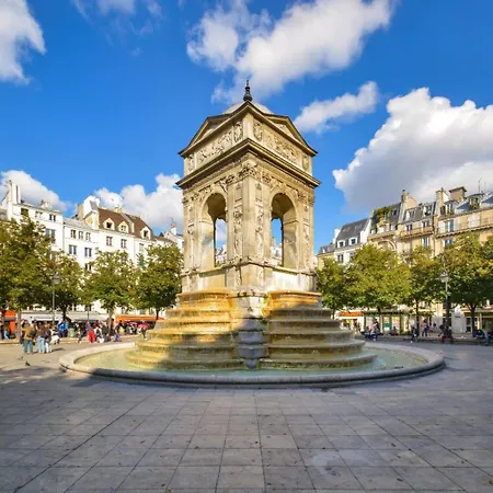 Charming Flat In The Heart Of * Paris